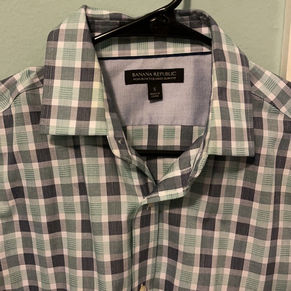 Banana Republic Dress Shirt - Picture 2 of 3
